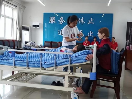 麟游縣中心敬老院開展實際操作培訓，全面提升護理機構服務質量